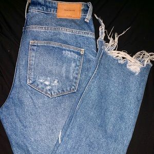 BUNDLE+SAVE ✨ Zara Trafaluc Distressed Jeans